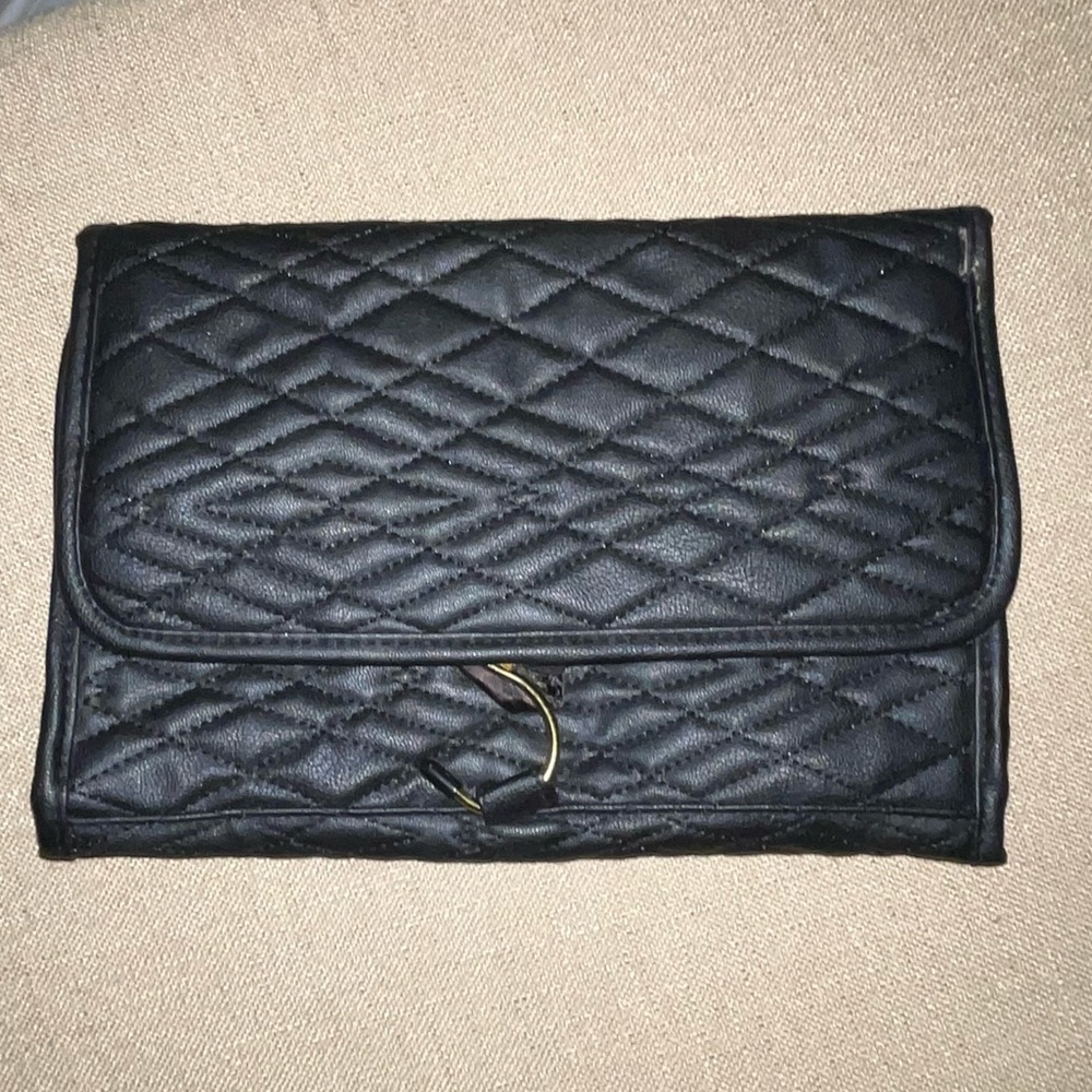 Black SOHO traveling organizer!! Never used!! EXCELLENT cond!!